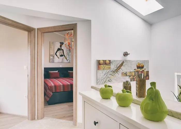 Vila In With Pool & Parasol Pula