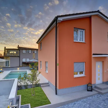 Modern With Pool And Parasol In Villa *